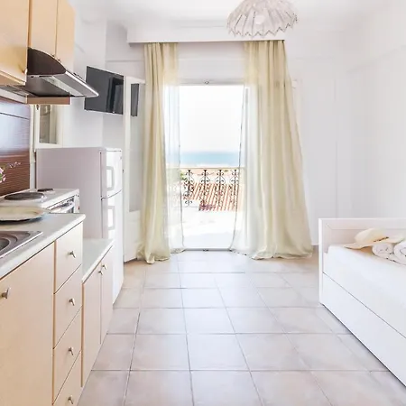 Anatoli Polichrono 3*