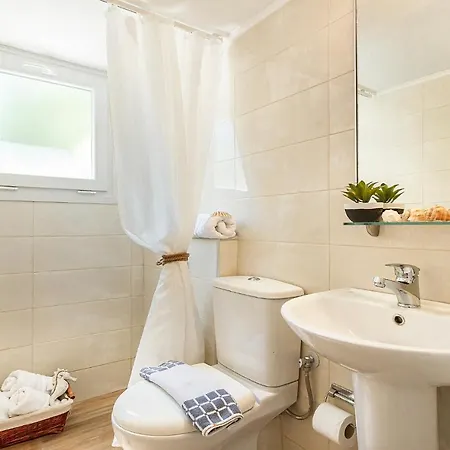 Anatoli Polichrono 3*