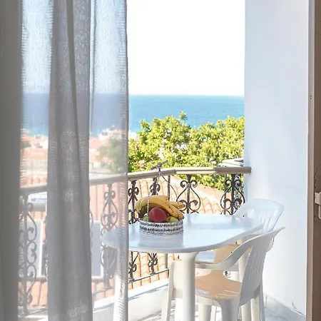 Anatoli Polichrono 3*