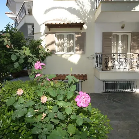 Anatoli Polichrono מלון דירות פוליכרונו