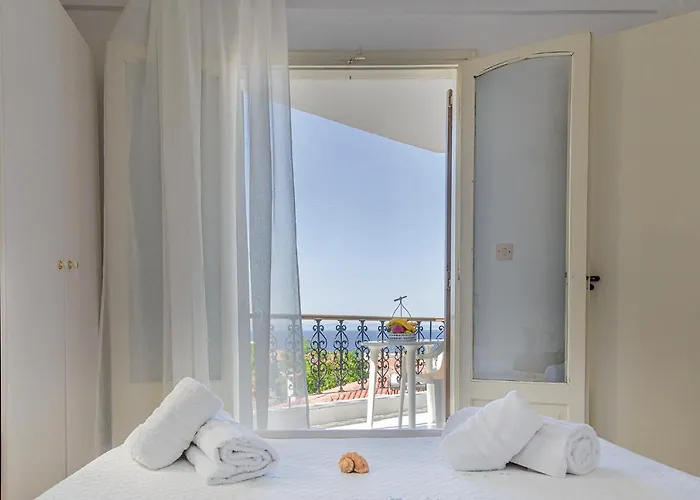Anatoli Polichrono Appart hôtel