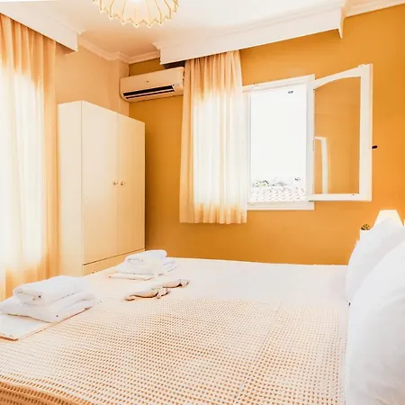 Anatoli Polichrono Hotel apartamentowy *
