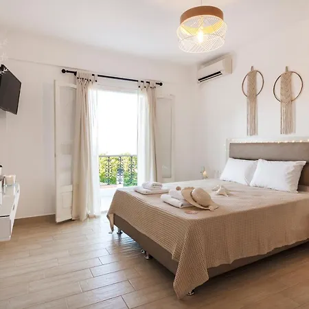 Anatoli Polichrono شقة فندقية 3*