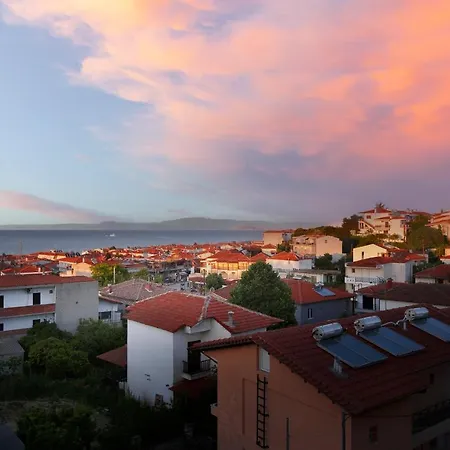 Anatoli Polichrono شقة فندقية