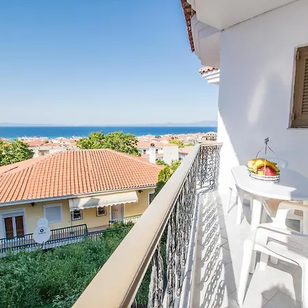 Anatoli Polichrono Lejlighedshotel