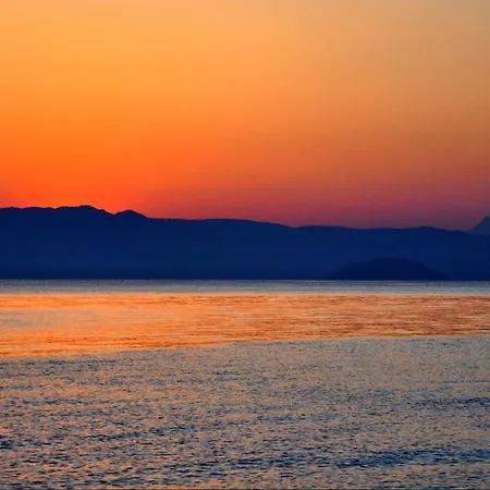 شقة فندقية Anatoli Polichrono بوليخرونو