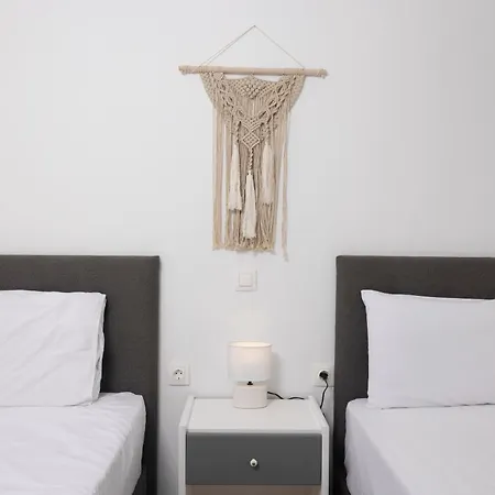 Anatoli Polichrono Lejlighedshotel
